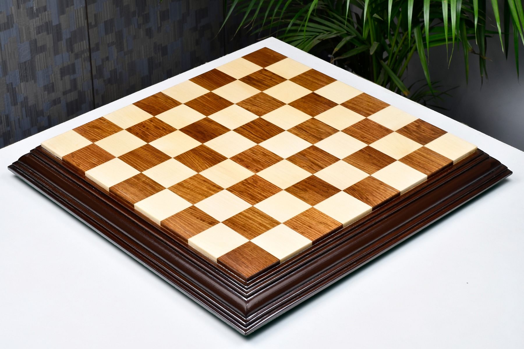 Luxury Chess Board in Sheesham Wood and Maple - 21