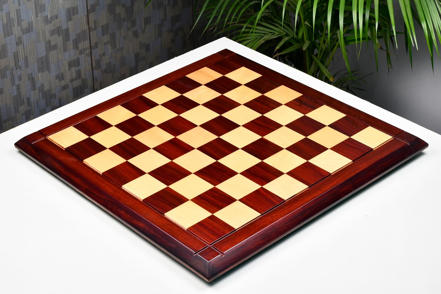 Deluxe Bud Rosewood / Maple Wooden Chess Board  23