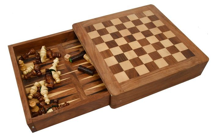 Portable Travel Chess Set – Magnetic, Sheesham & Box Wood with Board, Dice & Stones (Imperfect)