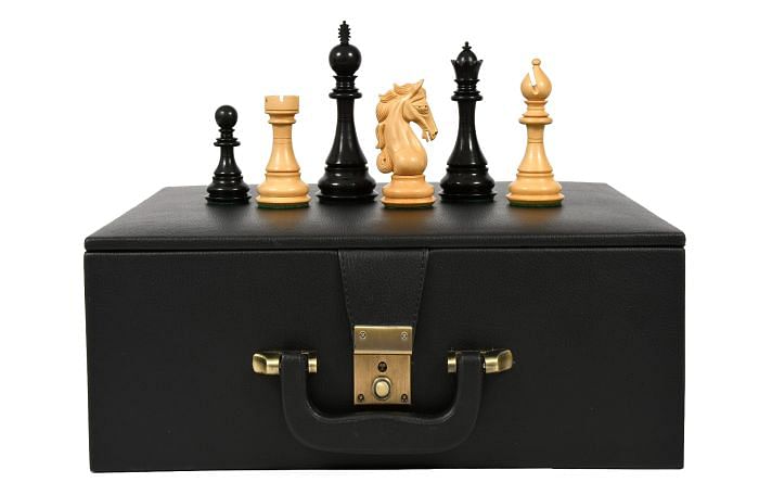 The Shera Series Chess Pieces V2.0 in Ebony/Boxwood - 4.4" King with Box