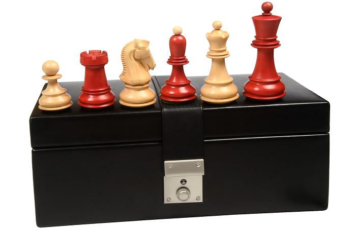 1950 Repro Dubrovnik Bobby Fischer Chessmen V3.0 in Stained Crimson /Boxwood - 3.7" King with Box 