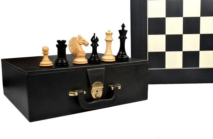 CB Mustang Series Chess Pieces in Ebony/Boxwood - 4.4" King with Board & Box