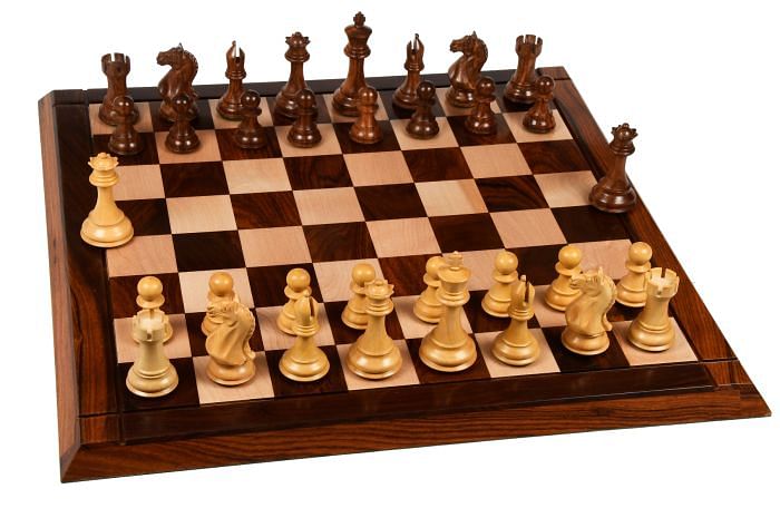 The Fierce Knight Chess Pieces in Sheesham & Boxwood - 4.0" King with Board 