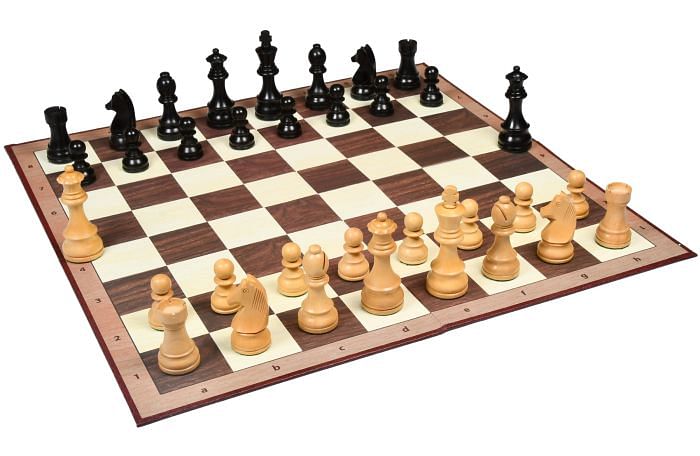 German Knight Chess Pieces in Ebonized/Boxwood - 3.75" King with Folding Chess Board