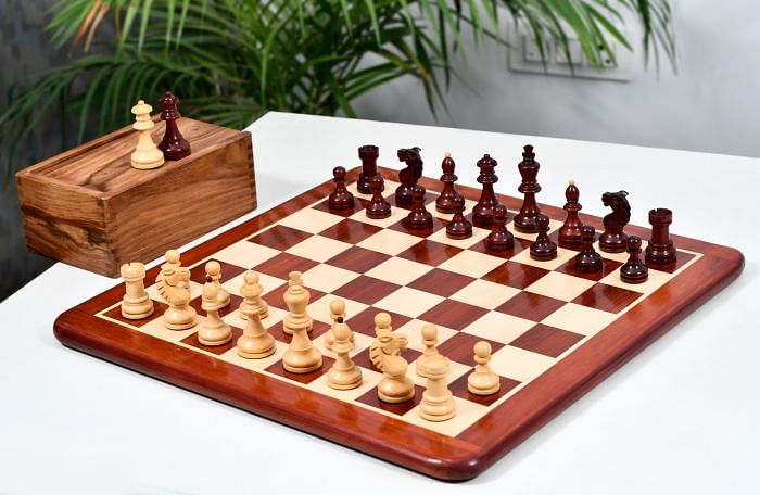 Repro 1950's Circa Bohemia Series Chess Pieces in Bud Rosewood & Boxwood - 3.89" King with Board & Box