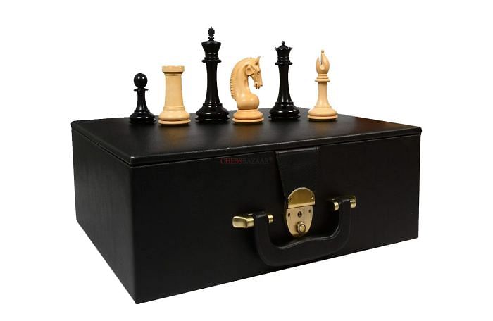 CB Red Rum Luxury Chess Pieces in Ebony/Boxwood with Box - 4.4" King