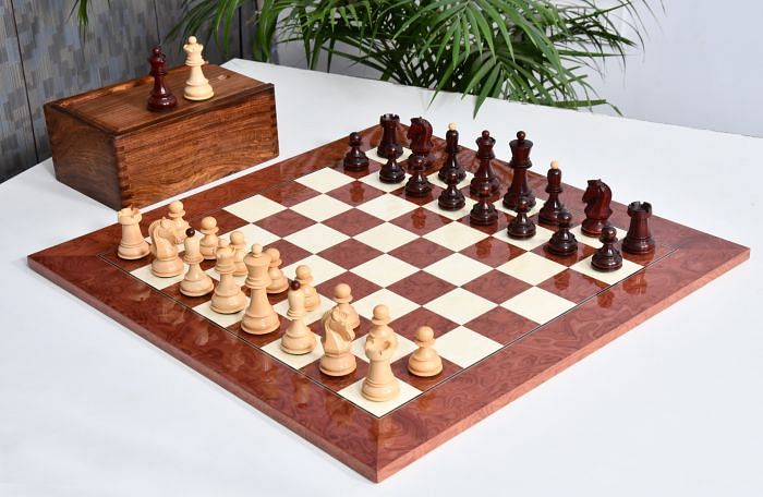 1950 Repro Dubrovnik Bobby Fischer Chessmen V3.0 in Bud Rosewood/Boxwood - 3.7" King with Board and Box
