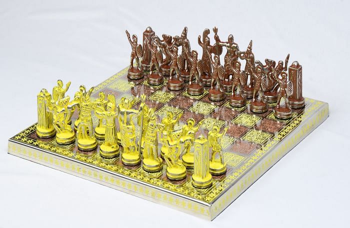 Alexander Series Brass Chess Pieces With Collectible Premium Chess Board in Dark Brown & Shiny Yellow Color