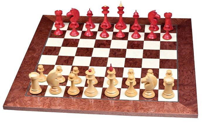 The 1950s Soviet (Russian) Latvian Chess Pieces in Stained Crimson / Box Wood With Board & Box - 4.1" King