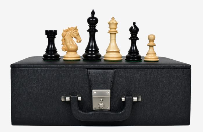 The Shera Series Staunton Triple Weighted Chess Pieces V2.0 in Ebony / Box Wood - 4.4" King with Storage box