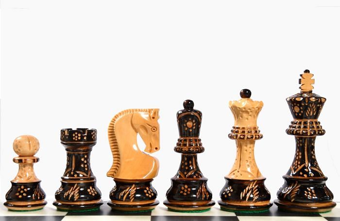 1959 Reproduced Russian Zagreb Staunton Series Chess Pieces in Burnt & Natural Box Wood - 3.89" King 