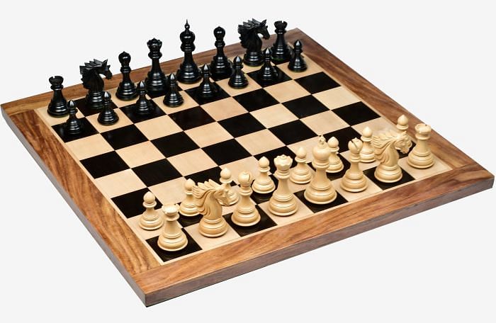 Sher-E-Punjab Series Chess Pieces in Ebony Wood/Boxwood - 4.6" King With Board & Box