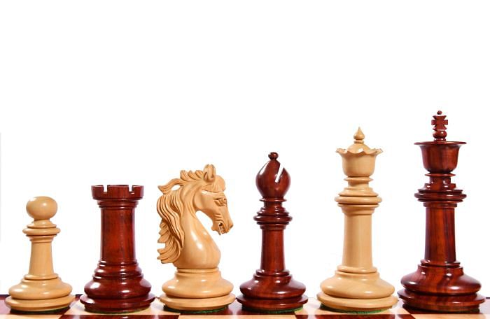 The French Warrior Luxury Wooden Chess Pieces in Bud Rosewood & Boxwood - 4.4" King