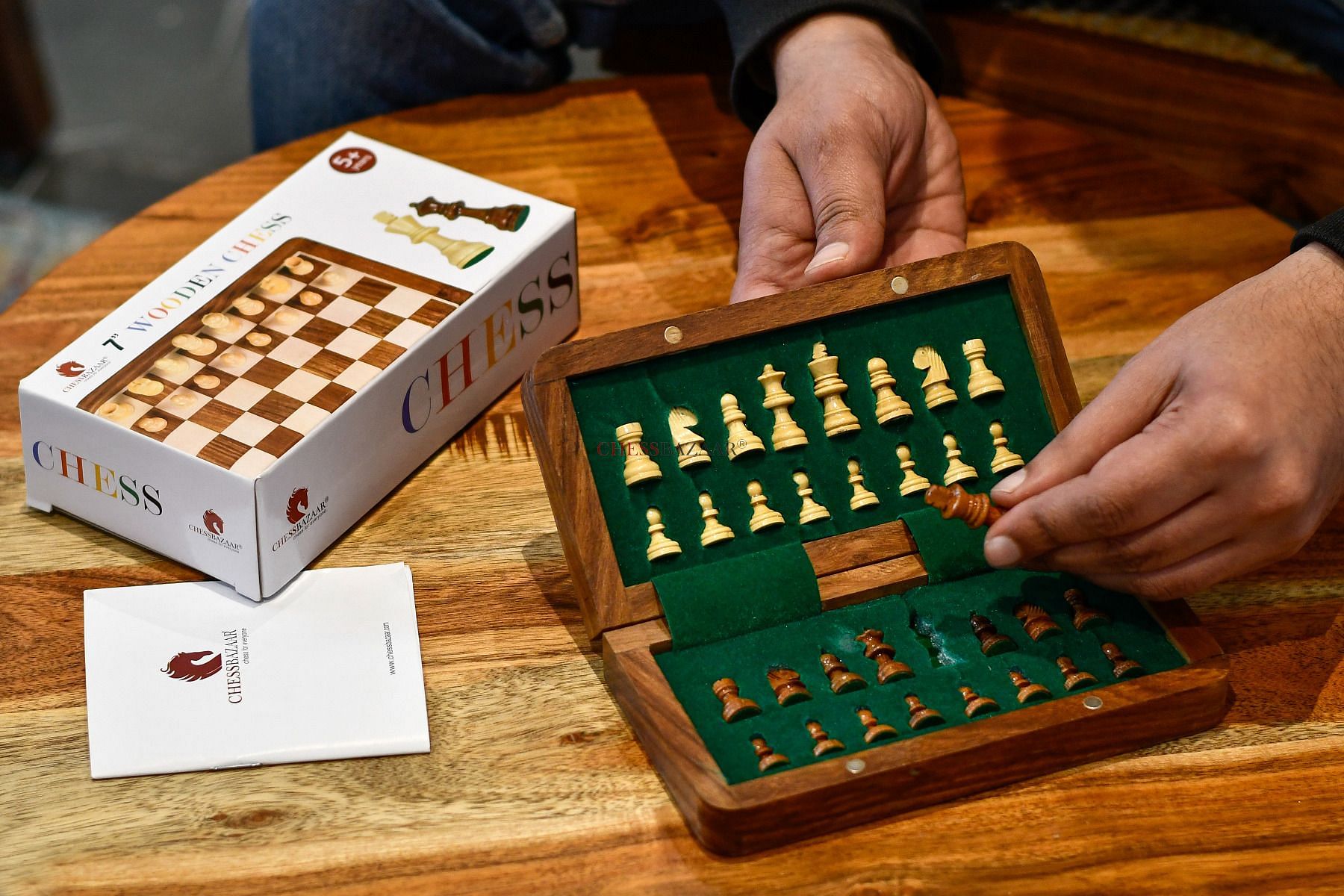 Folded magnetic analysis chess set 6.70 X 6.70 : Chess Shop Online
