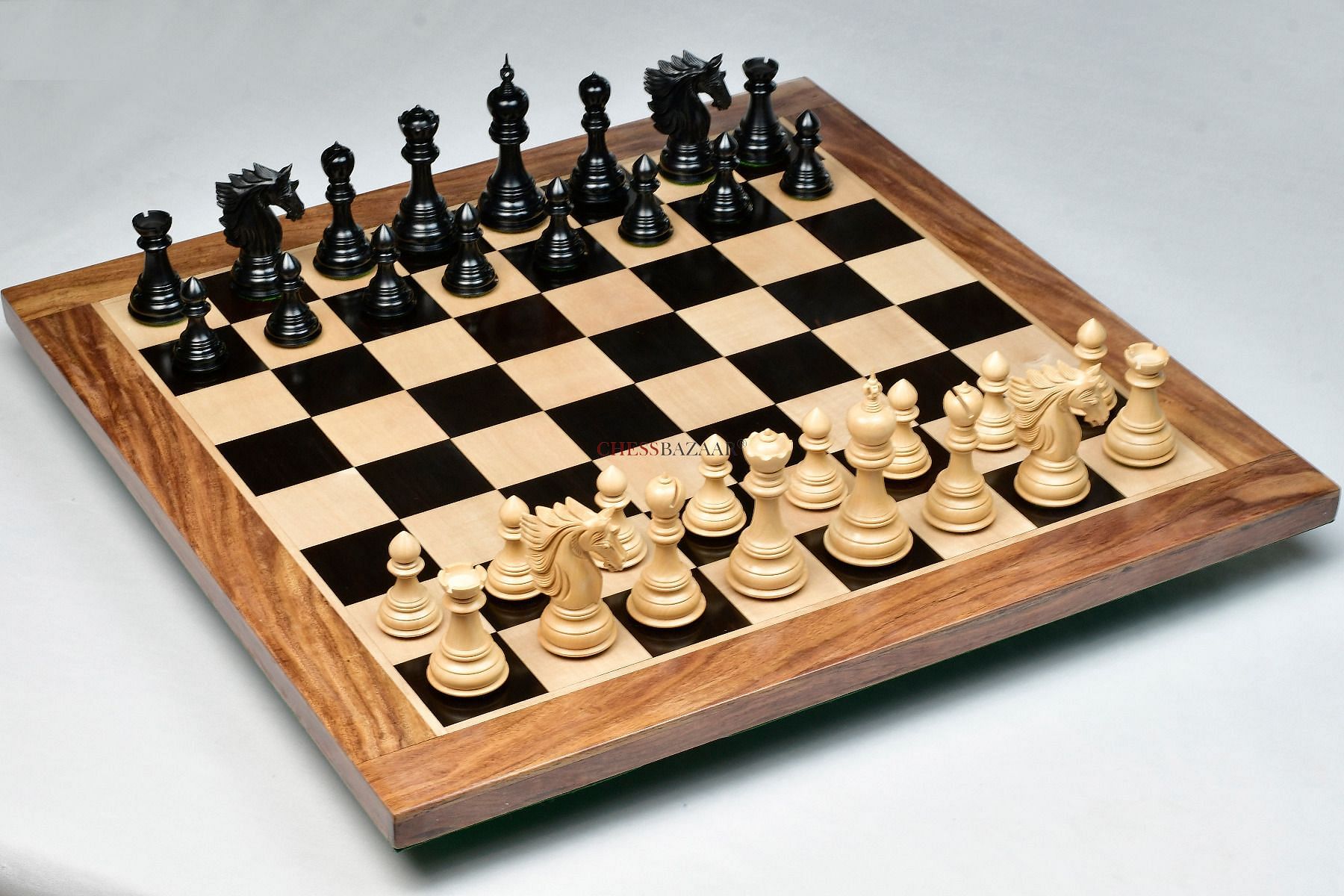 Chemical-Emitting Board Games : luxury Chess set