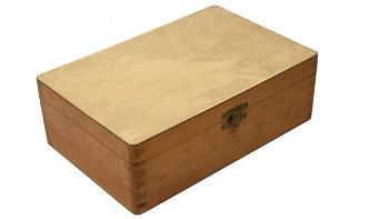 Slightly Imperfect Wooden Storage Box for Chess Pieces of 2 Inches King