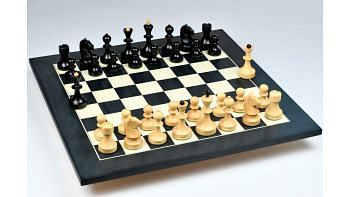 Repro Russian (Soviet Era) Chess Pieces in Ebonized/Boxwood with  Board & Box - 3.75" King