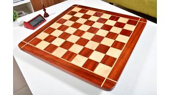 Chess Board having rounded edge