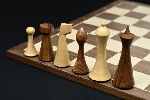 Minimalist Hermann Ohme Chess Pieces in Sheesham & Box Wood - 3.75