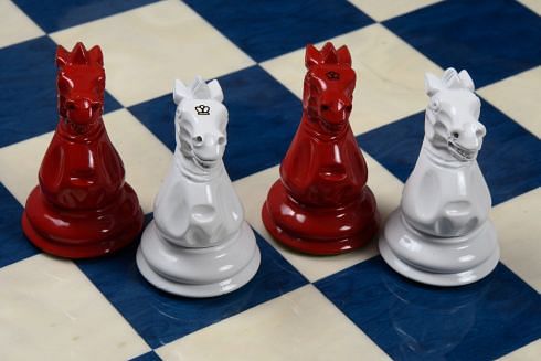 Vintage Weighted Staunton Chess Set KH 95 cm/375 in. -  Portugal