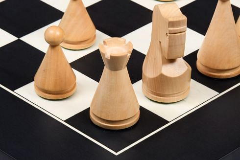 The Classic Series Cone Shaped Chess Pieces in Ebonized Boxwood & Natural Boxwood - 4.09