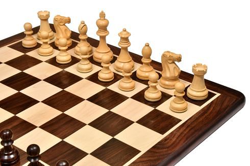 The American Staunton Series Weighted Tournament Chess Pieces in Rosewood & Box Wood - 4.1