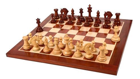 The Excalibur Luxury Artisan Series Chess Pieces in Bud Rosewood / Box Wood - 4.6
