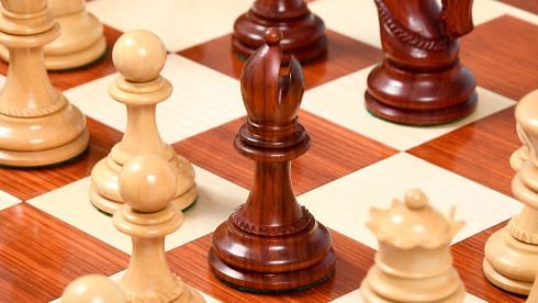 The Excalibur Luxury Artisan Series Chess Pieces in Bud Rosewood / Box Wood - 4.6
