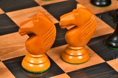 The 1950s Soviet (Russian) Latvian Reproduced Chess Pieces in Ebonized Boxwood / Antiqued Boxwood - 4.1