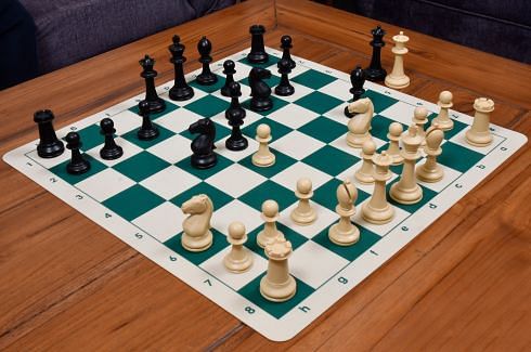 The Player Series Tournament Plastic Chess Pieces - 3.8