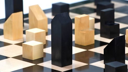 Reproduced Minimalist Chess Pieces in Ebonized Boxwood & Natural Boxwood - 2.79