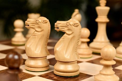 The CB Grandmaster Staunton Series Chess Pieces - 3.75