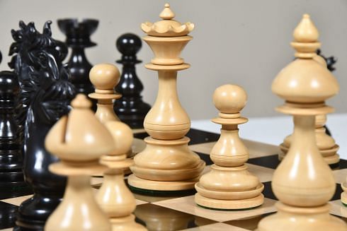CB Wild Stallion Luxury Chess Pieces in Ebony & Boxwood - 4.4