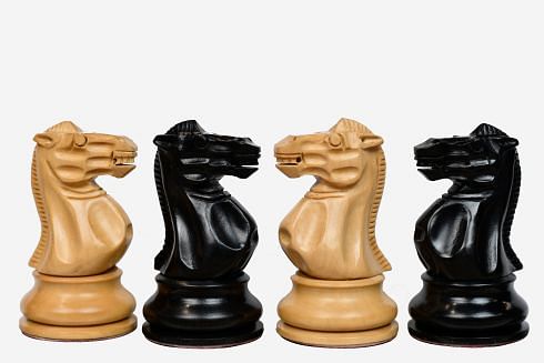 The Staunton Series (Jaques Pattern) Chess Pieces in Ebony & Box Wood - 3.4