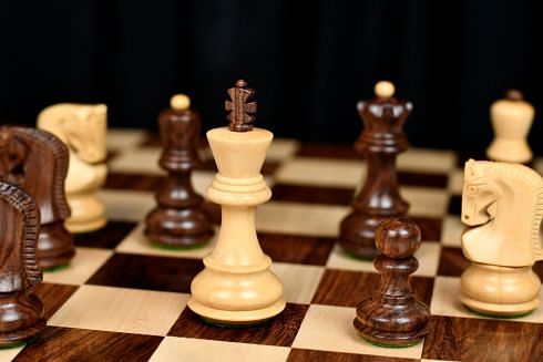 Lippali tsasa Gallery Chess le Checkers Wood Set Lesotho