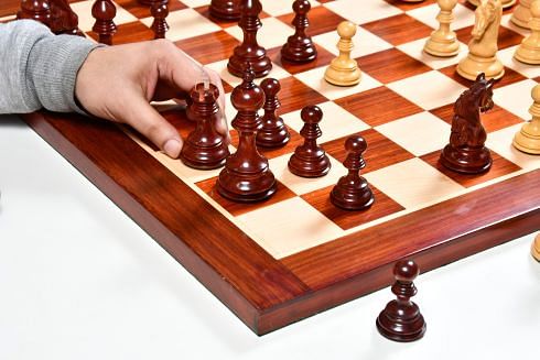 The Admiral Series II Staunton Chess Pieces in Bud Rosewood & Box Wood - 4.5
