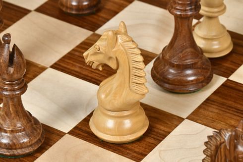 Derby Knight Staunton Weighted Chess Pieces in Sheesham & Boxwood - 4.1