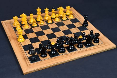 Vienna Coffee House Chess Set Ebony & Boxwood Pieces with Black & Ash Burl  Chess Board - 4 King