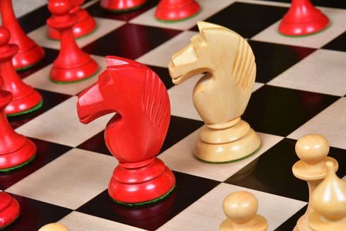 The 1950s Soviet (Russian) Latvian Reproduced Chess Pieces in Stained Crimson / Box Wood - 4.1