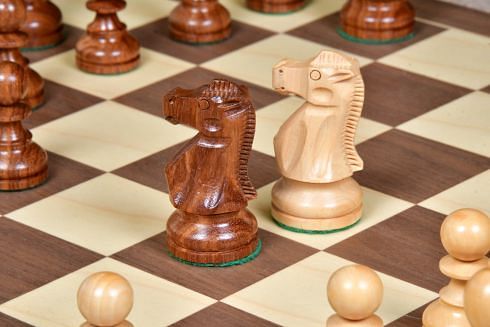 Reproduced 1972 Reykjavik Championship Series Chess Pieces in Sheesham & Box Wood - 3.7