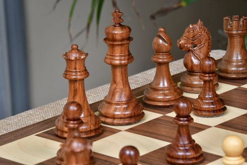 The Bridle Study Analysis Chess Pieces in Sheesham and Boxwood - 3.2