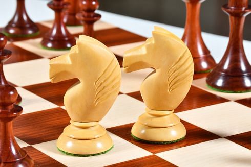 The 1950s Soviet (Russian) Latvian Reproduced Chess Pieces in Budrosewood & Natural Boxwood - 4.1