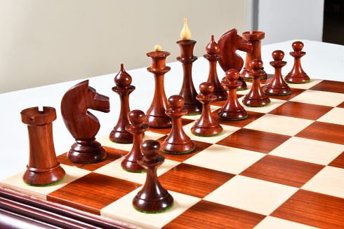 The 1950s Soviet (Russian) Latvian Reproduced Chess Pieces in Budrosewood & Natural Boxwood - 4.1