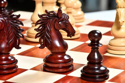 CB Wild Stallion Luxury Chess Pieces in Bud Rosewood & Boxwood - 4.4