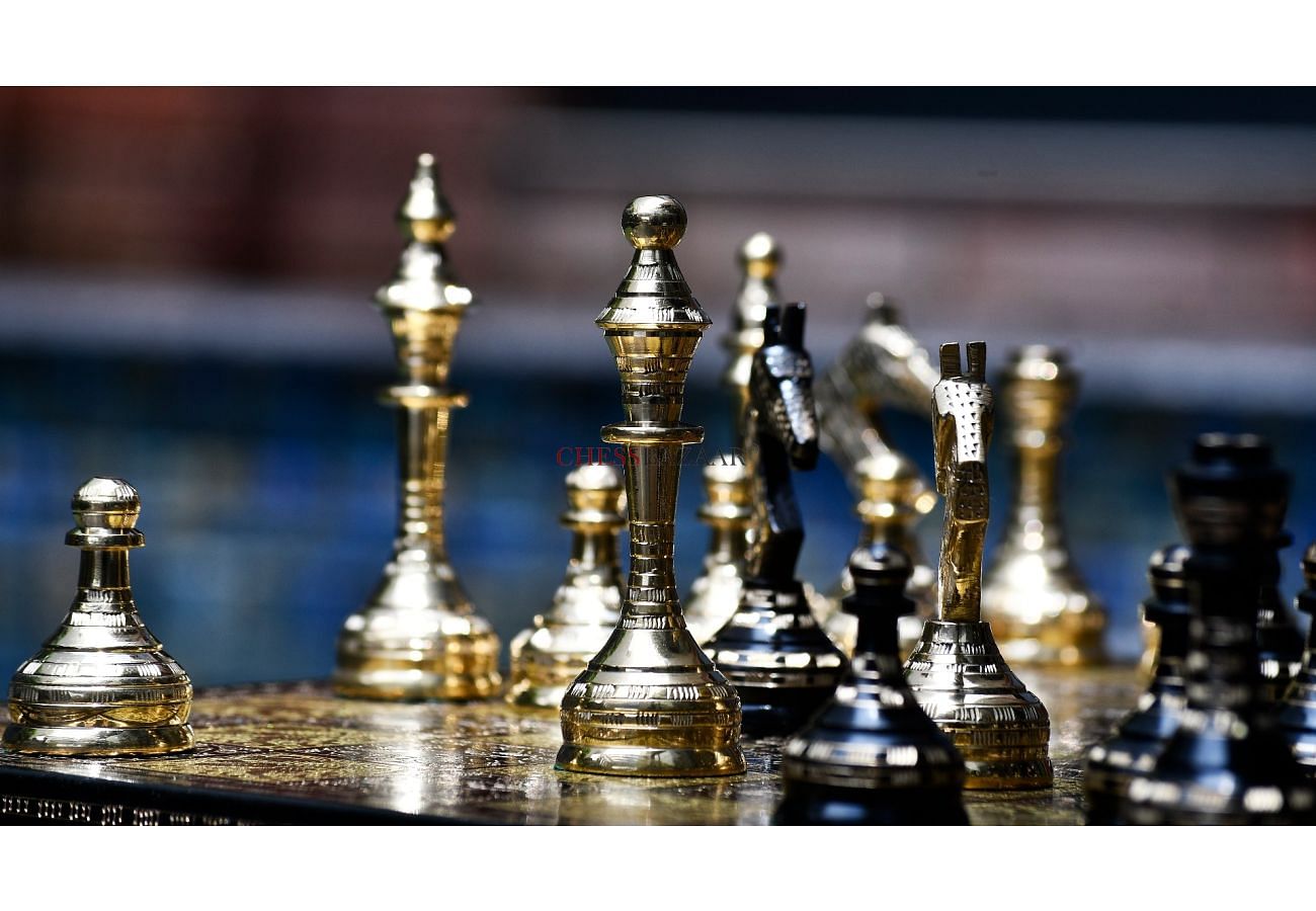 Brass Metal Luxury Chess Pieces & Board Combo Set in Shiny