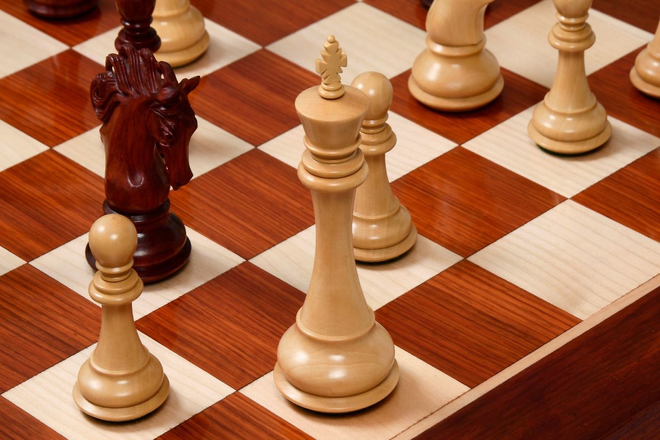 Get Pegasus Artisan Chess Pieces V2.0 with Board & Box