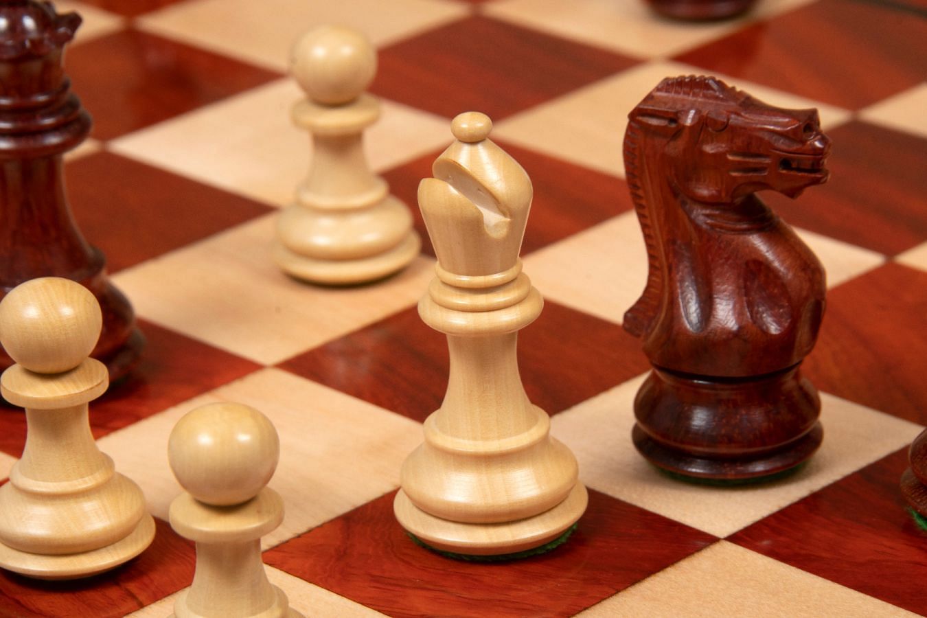 Classic 101 Staunton Series Club Size Weighted Chess Pieces