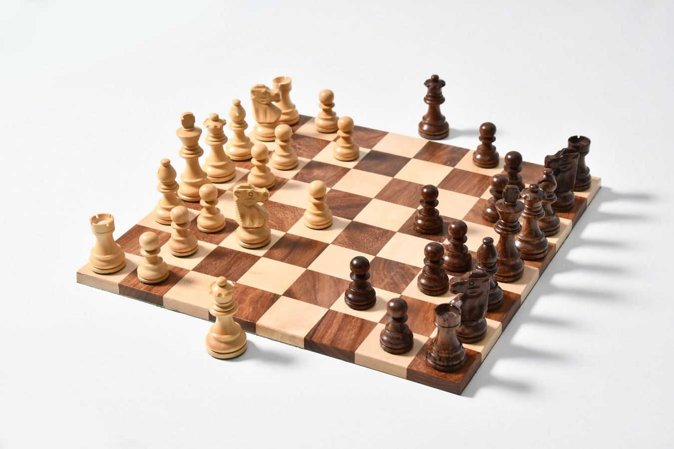 French Lardy Staunton Chess Set Ebonized & Boxwood Pieces