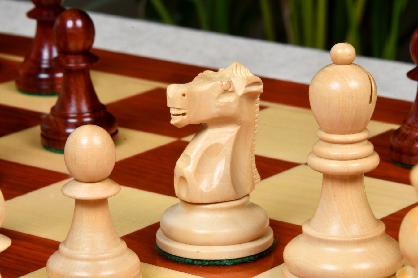 置物 Chess 1972 Staunton Pattern Fischer-Spassky Chess Pieces 3.75